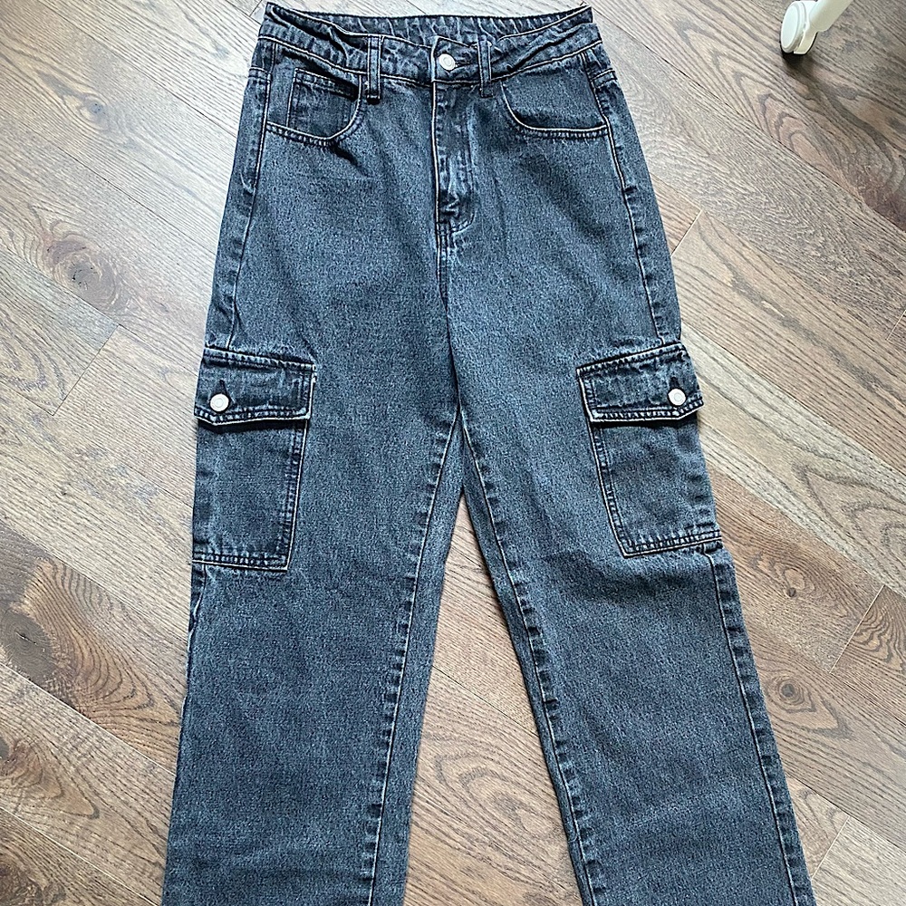 Cargo Style Jeans - Picture 4 of 6